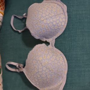 Like-new VS brassiere